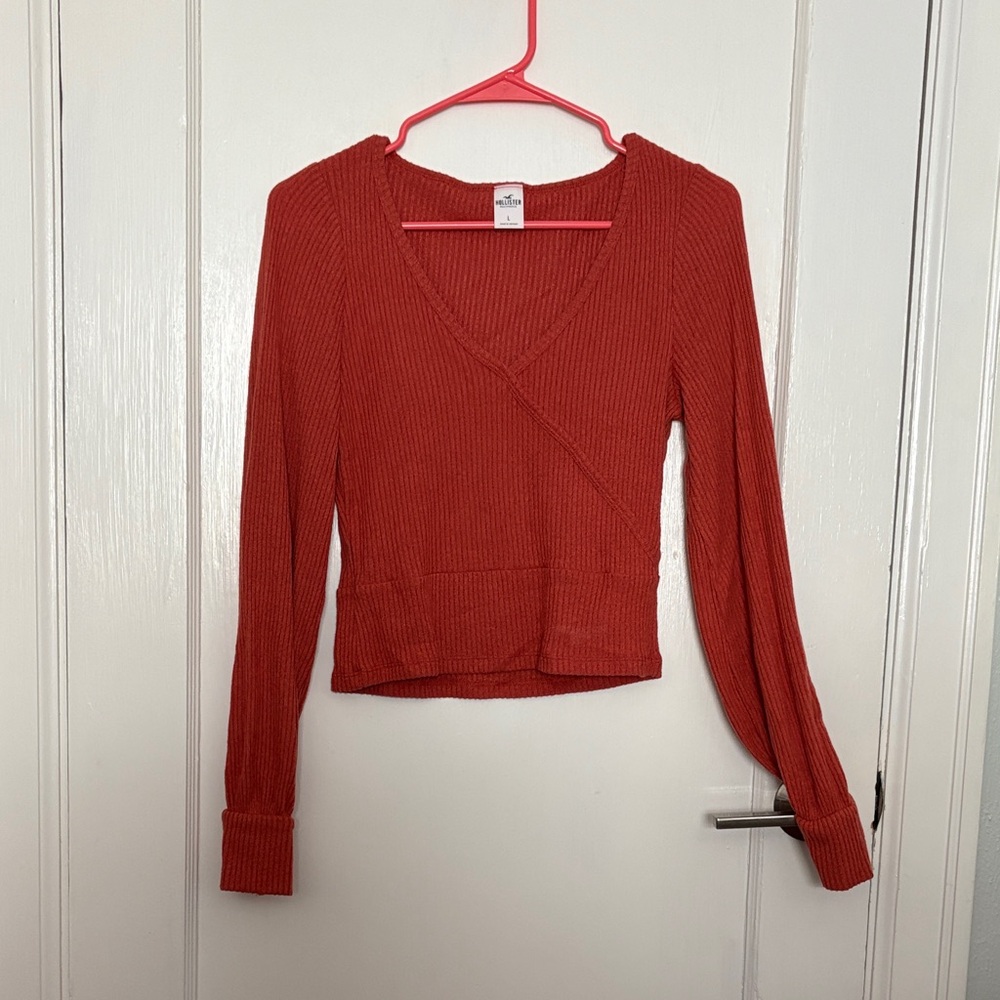 Hollister Orange Cropped Rib V-Neck Blouse